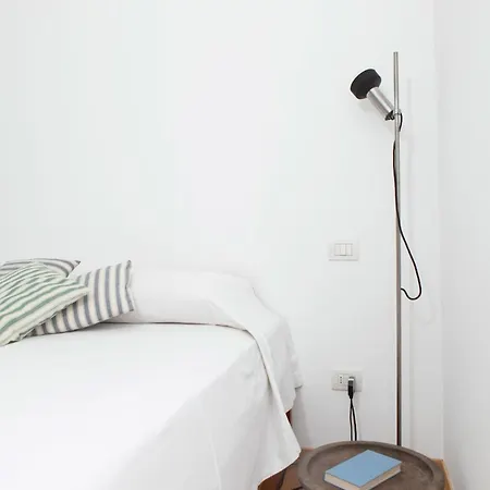 Boho Chic In Isola Area Apartman